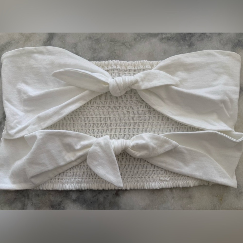 BNWOT Wilfred White Bow Front Smocked Tube Top BNWOT Size L - Picture 2 of 4